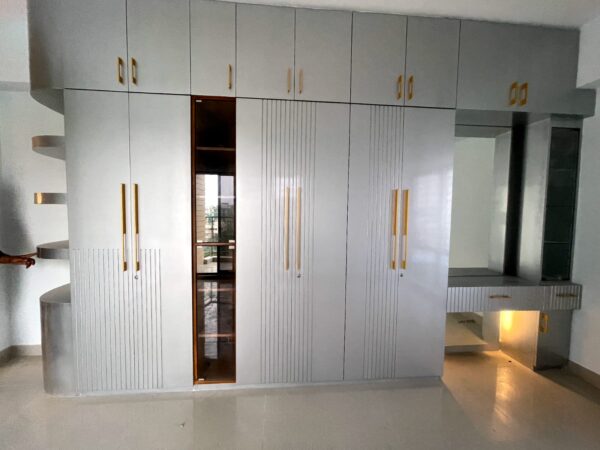 Customize Cabinet-001