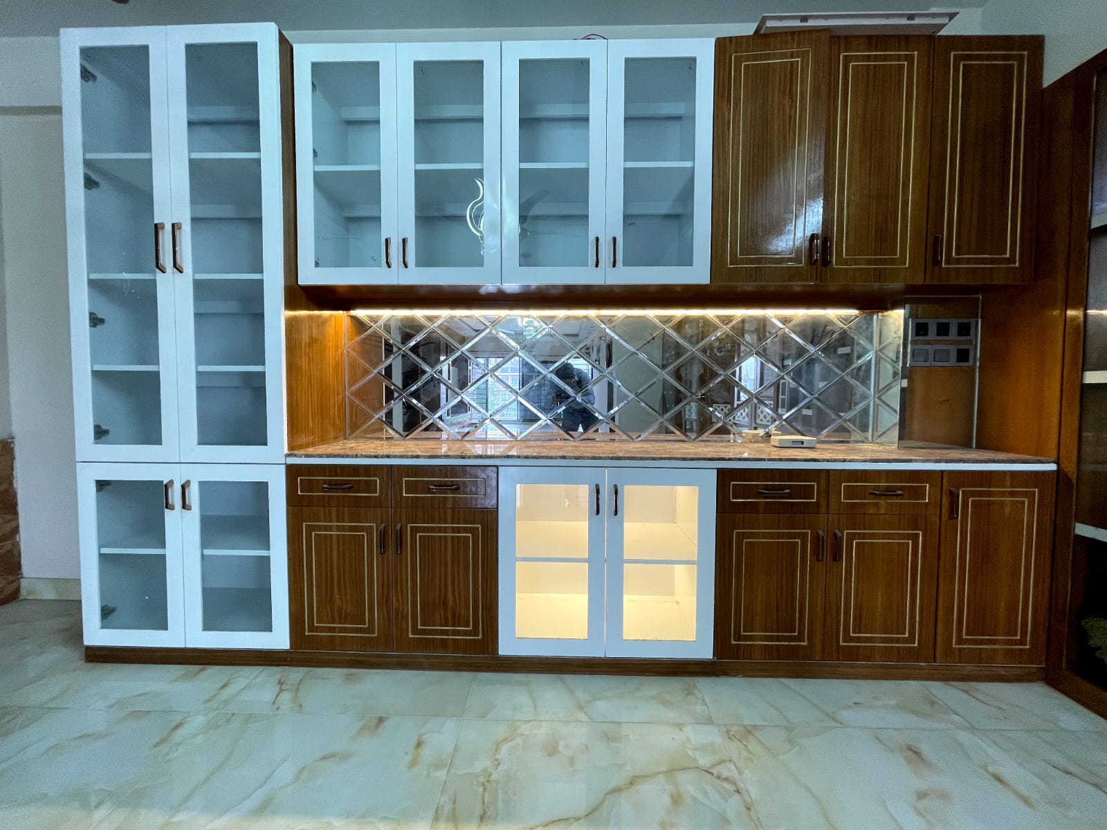 66b4d7fa-e4e0-41b8-b9ff-e2c3f317e3ad